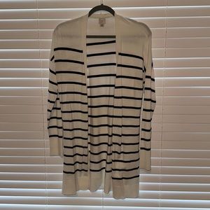 Tunic-length open cardigan with back detail. Great condition and super comfy!